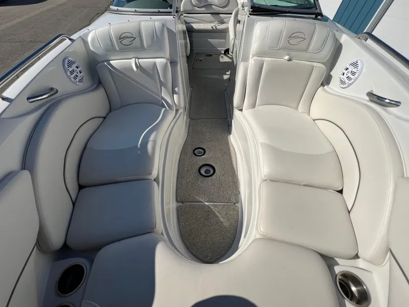 Slide: The Image of Crownline Boats 260 LS 2006 - 56