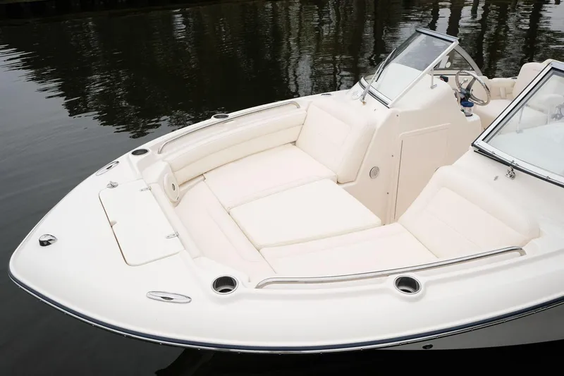 Slide: The Image of 2023-Grady-White-Freedom-215-MarineMax - 5