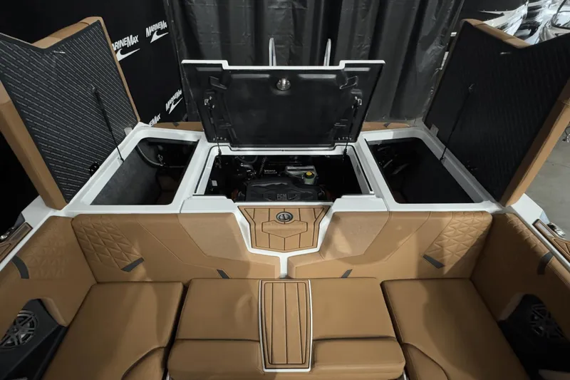 Slide: The Image of Nautique Super Air Nautique GS24 2025 - 11