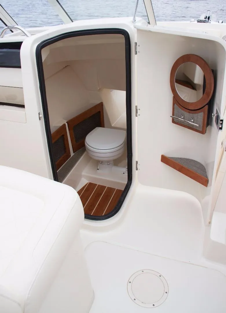 Slide: The Image of 2023-Grady-White-Freedom-235-MarineMax - 8