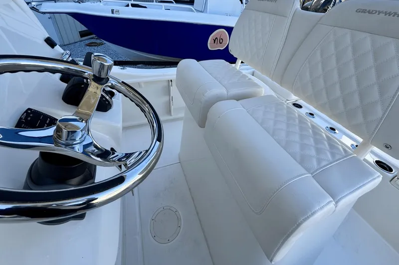 Slide: The Image of Grady-White 231 Coastal Explorer 2025 - 16