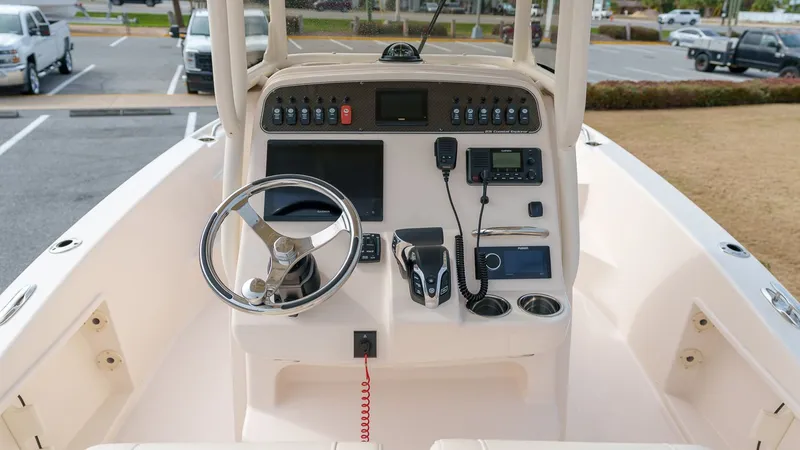 Slide: The Image of Grady-White 231 Coastal Explorer 2025 - 24