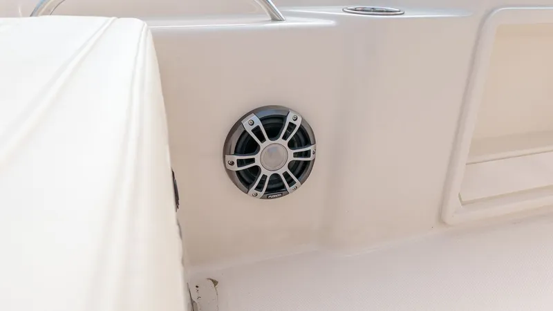 Slide: The Image of Grady-White 231 Coastal Explorer 2025 - 43