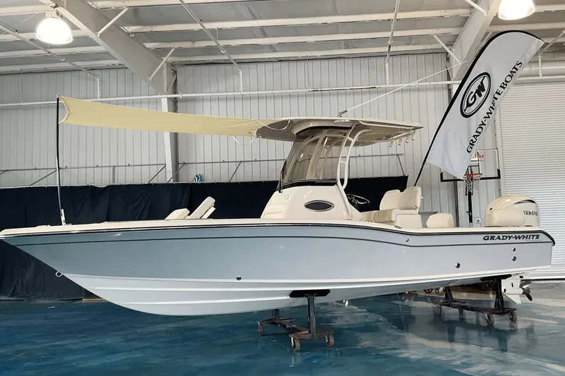Slide: The Image of Grady-White 231 Coastal Explorer 2025 - 6