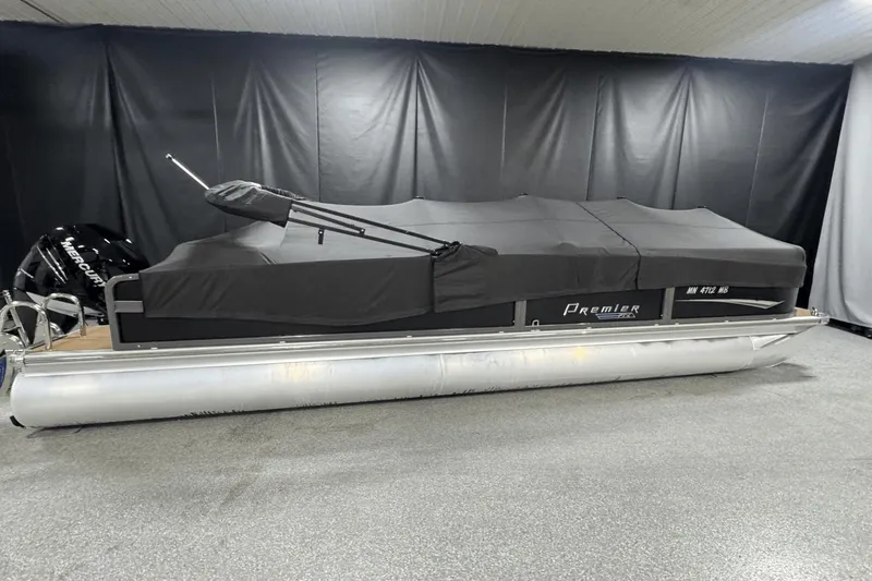 Slide: The Image of Premier 250 Intrigue 2021 - 23