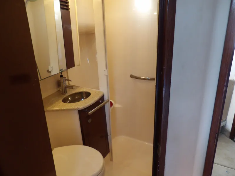 Slide: The Image of Sea Ray 44 Sedan Bridge 2008 - 53