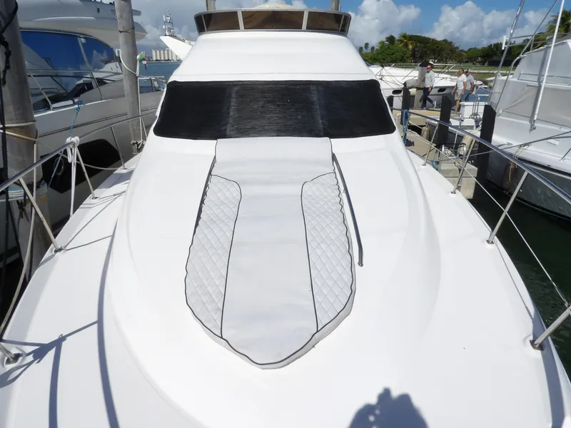 Slide: The Image of Sea Ray 44 Sedan Bridge 2008 - 75