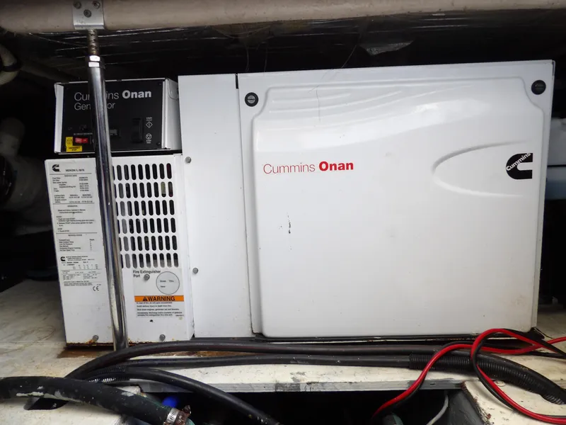 Slide: The Image of Sea Ray 44 Sedan Bridge 2008 - 98