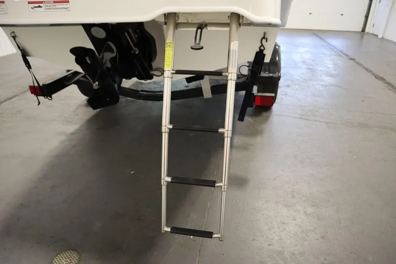 Slide: The Image of Bayliner DX 2050 2024 - 54