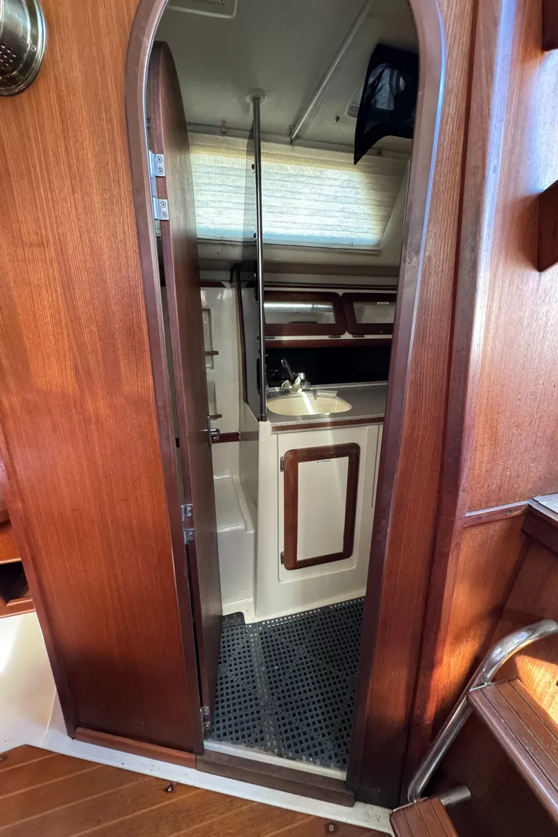 Slide: The Image of Hunter Legend 35.5 1992 - 50