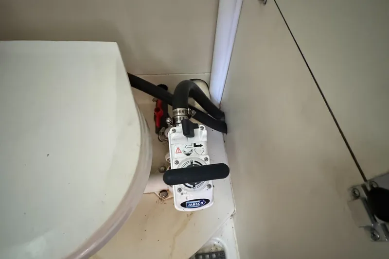 Slide: The Image of Hunter Legend 35.5 1992 - 52