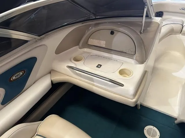 Slide: The Image of Sea Ray 190 Bow Rider 1997 - 12