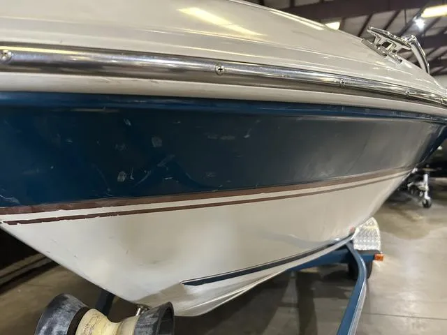 Slide: The Image of Sea Ray 190 Bow Rider 1997 - 17