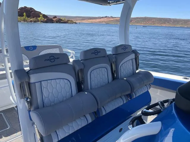 Slide: The Image of Fountain 43 NX 2023 - 10