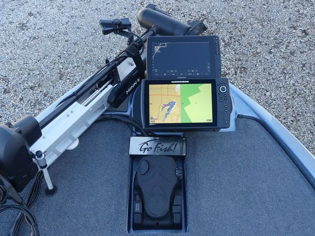 Slide: The Image of Falcon F20 PREDATOR 2025 - 17