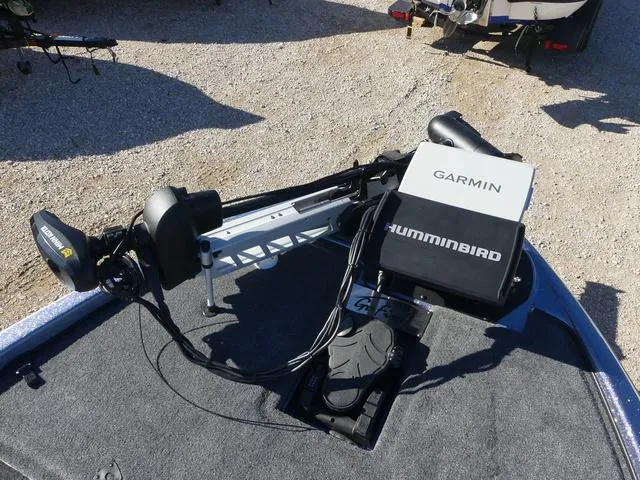 Slide: The Image of Falcon F20 PREDATOR 2025 - 9