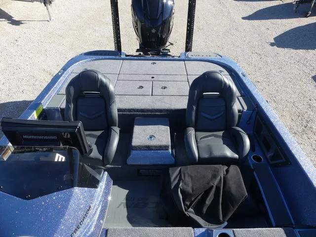 Slide: The Image of Falcon Boats F20 PREDATOR 2025 - 10