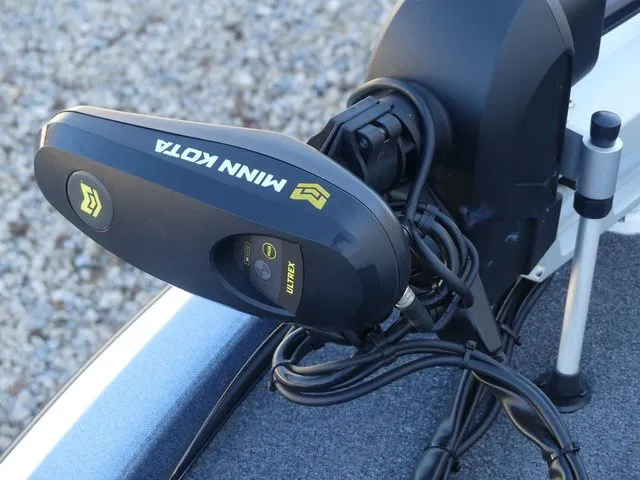 Slide: The Image of Falcon Boats F20 PREDATOR 2025 - 16