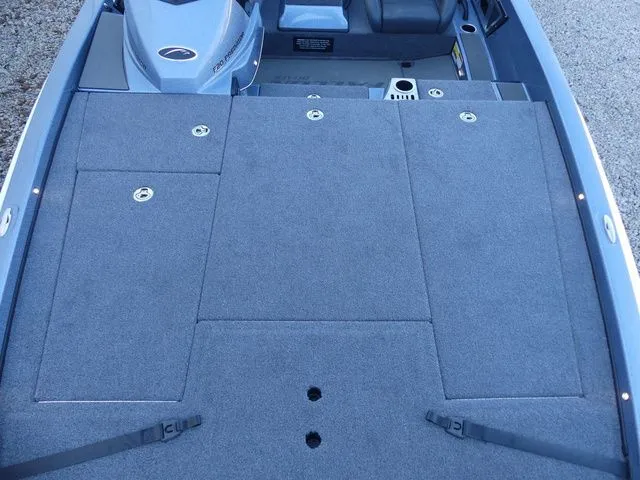 Slide: The Image of Falcon Boats F20 PREDATOR 2025 - 18