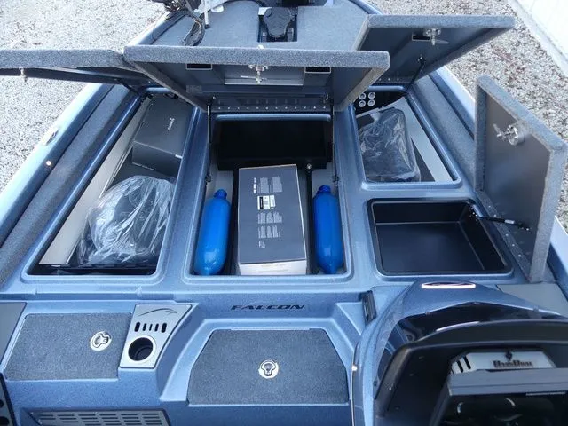 Slide: The Image of Falcon Boats F20 PREDATOR 2025 - 19