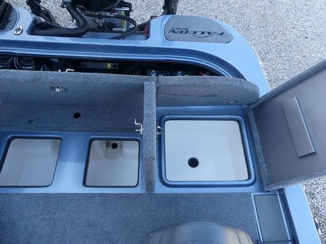 Slide: The Image of Falcon Boats F20 PREDATOR 2025 - 25