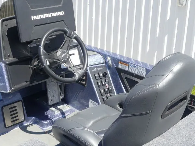 Slide: The Image of Falcon Boats F20 PREDATOR 2025 - 37