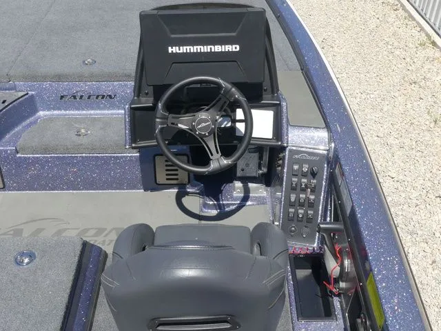 Slide: The Image of Falcon Boats F20 PREDATOR 2025 - 38