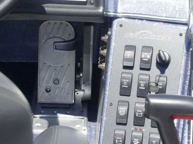 Slide: The Image of Falcon Boats F20 PREDATOR 2025 - 42