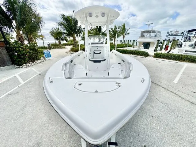 Slide: The Image of Sea Pro 202 Center Console 202CC 202 CC 2025 - 20