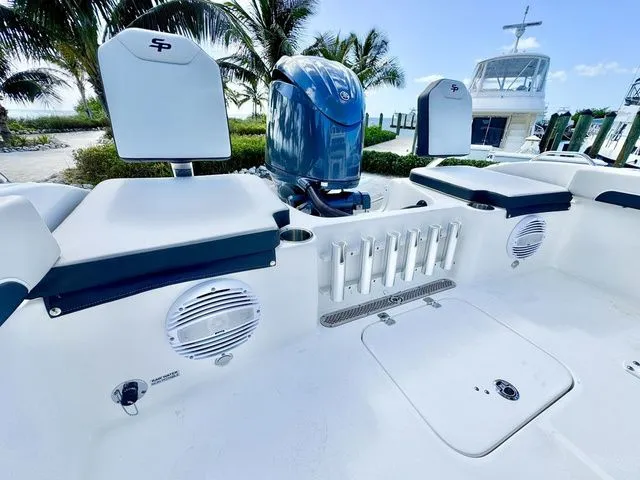 Slide: The Image of Sea Pro 202 Center Console 202CC 202 CC 2025 - 6