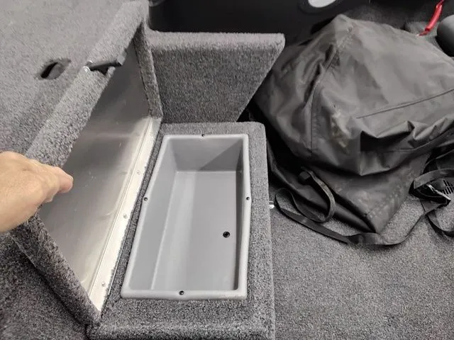 Slide: The Image of Lowe Skorpion 16 2025 - 5