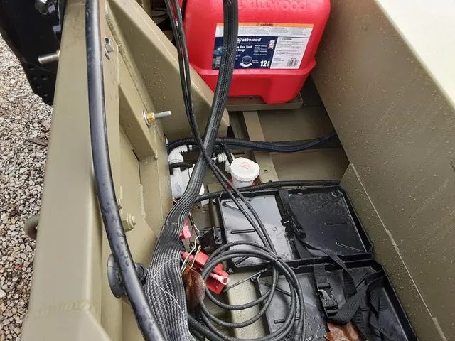 Slide: The Image of Lowe Roughneck RX1860 Rambler 2025 - 9