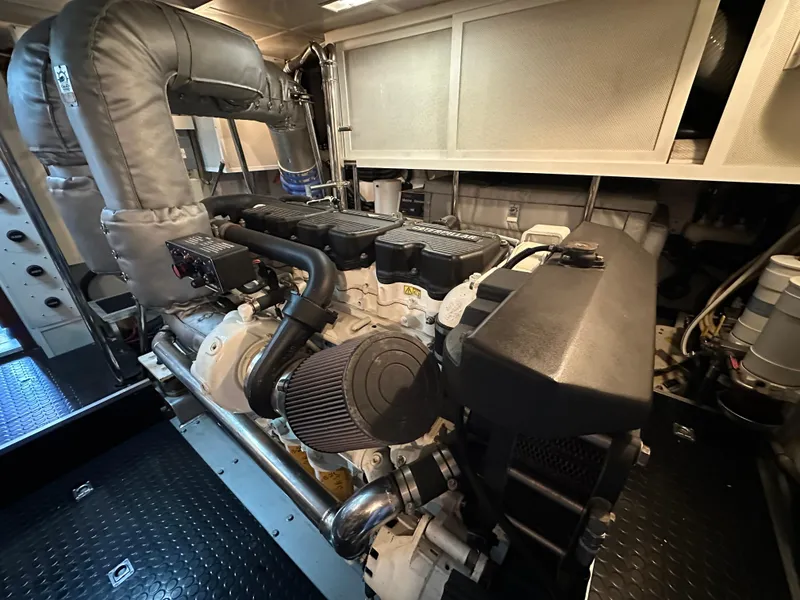Slide: The Image of Horizon 73 Motor Yacht 2007 - 103