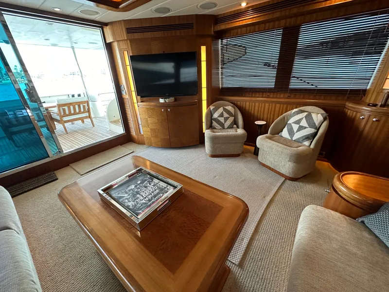 Slide: The Image of Luxurious interior of 2007 Horizon 73 Motor Yacht with elegant seating and modern decor. - 17