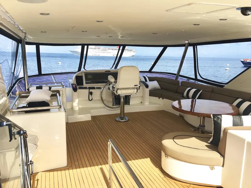 Slide: The Image of Luxurious interior of 2007 Horizon 73 Motor Yacht with ocean view. - 48