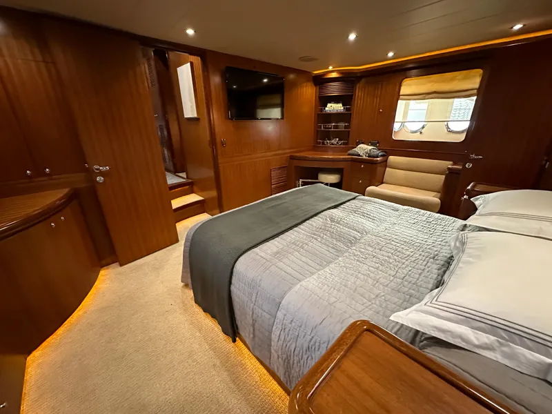 Slide: The Image of Horizon 73 Motor Yacht 2007 - 59