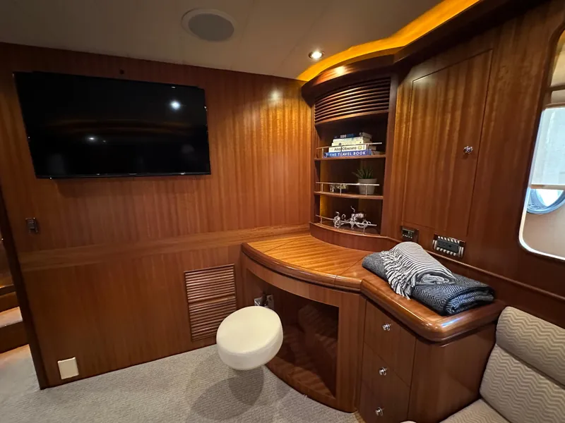 Slide: The Image of Horizon 73 Motor Yacht 2007 - 62