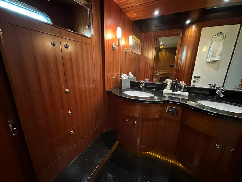 Slide: The Image of Horizon 73 Motor Yacht 2007 - 66