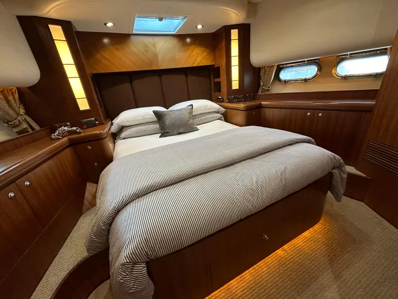 Slide: The Image of Horizon 73 Motor Yacht 2007 - 72