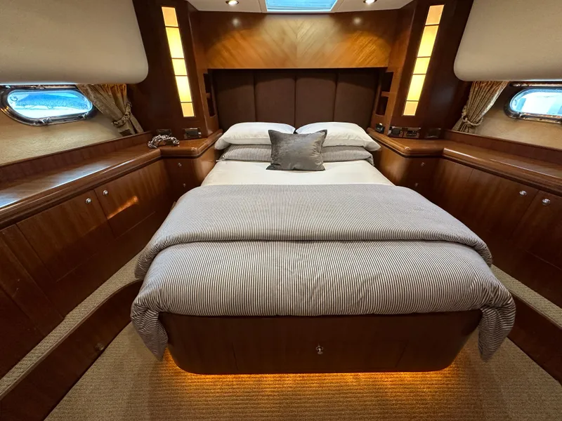 Slide: The Image of Horizon 73 Motor Yacht 2007 - 73