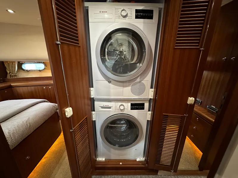 Slide: The Image of Horizon 73 Motor Yacht 2007 - 78