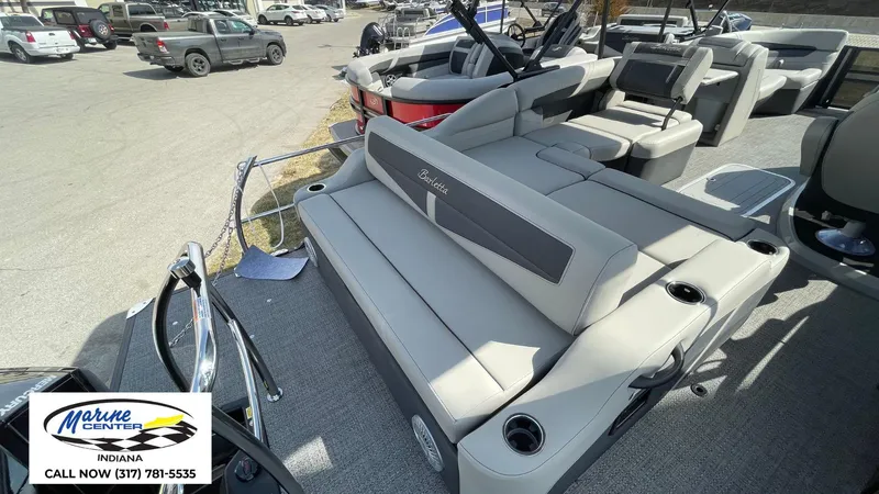 Slide: The Image of Barletta Cabrio 22U 2025 - 19