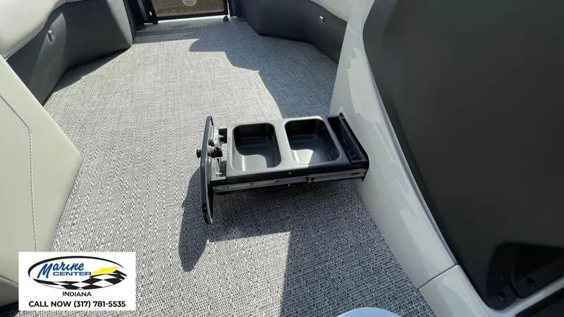 Slide: The Image of Barletta Cabrio 22U 2025 - 3