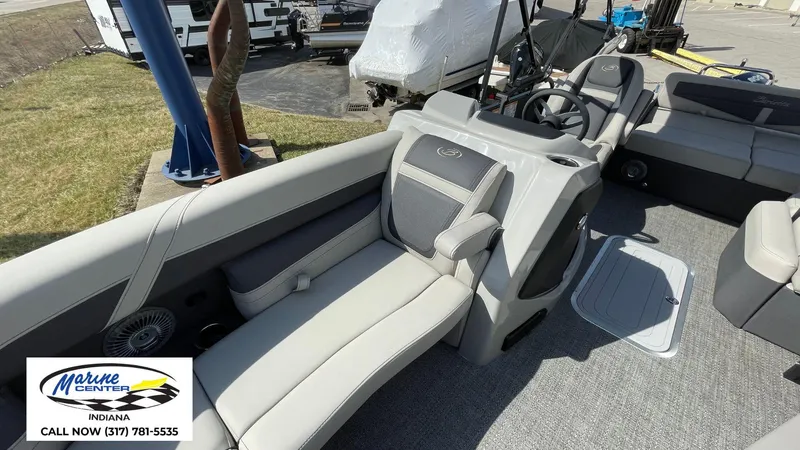 Slide: The Image of Barletta Cabrio 22U 2025 - 4