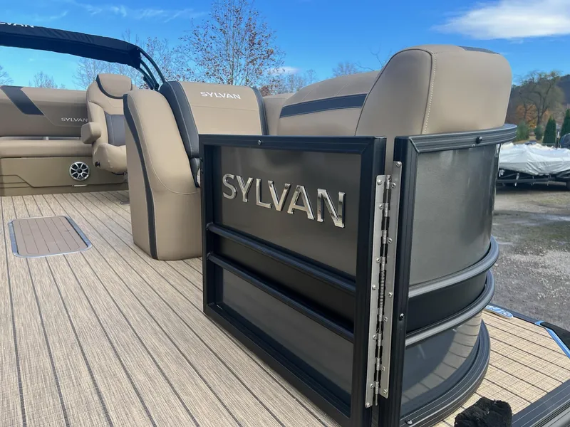 Slide: The Image of Sylvan L3 DLZ Tritoon 2025 - 15