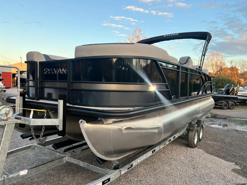 The Image of Sylvan L3 DLZ Tritoon 2025 - 1