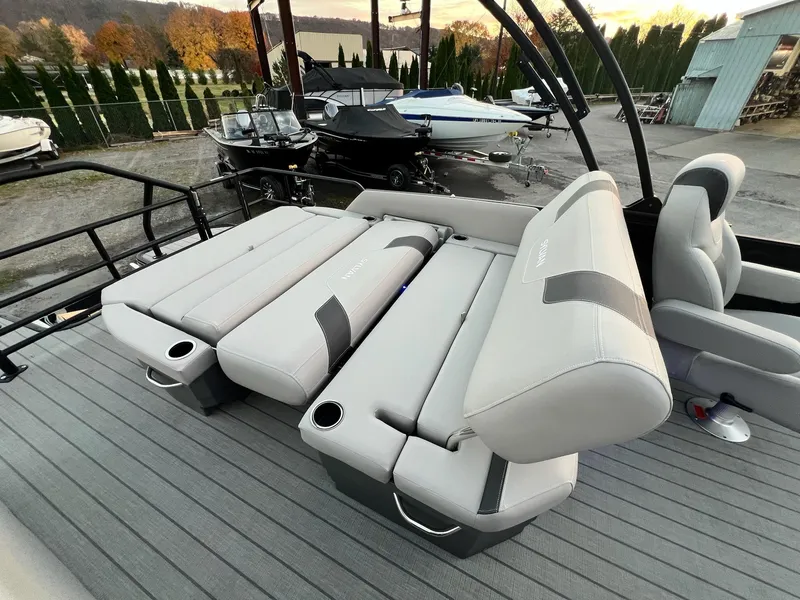 Slide: The Image of Sylvan L3 DLZ Tritoon 2025 - 14