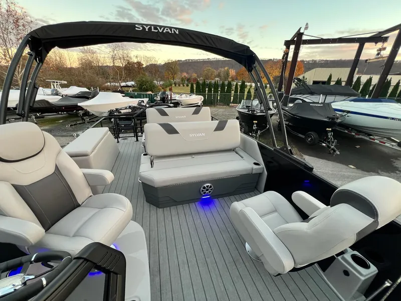 Slide: The Image of Sylvan L3 DLZ Tritoon 2025 - 3