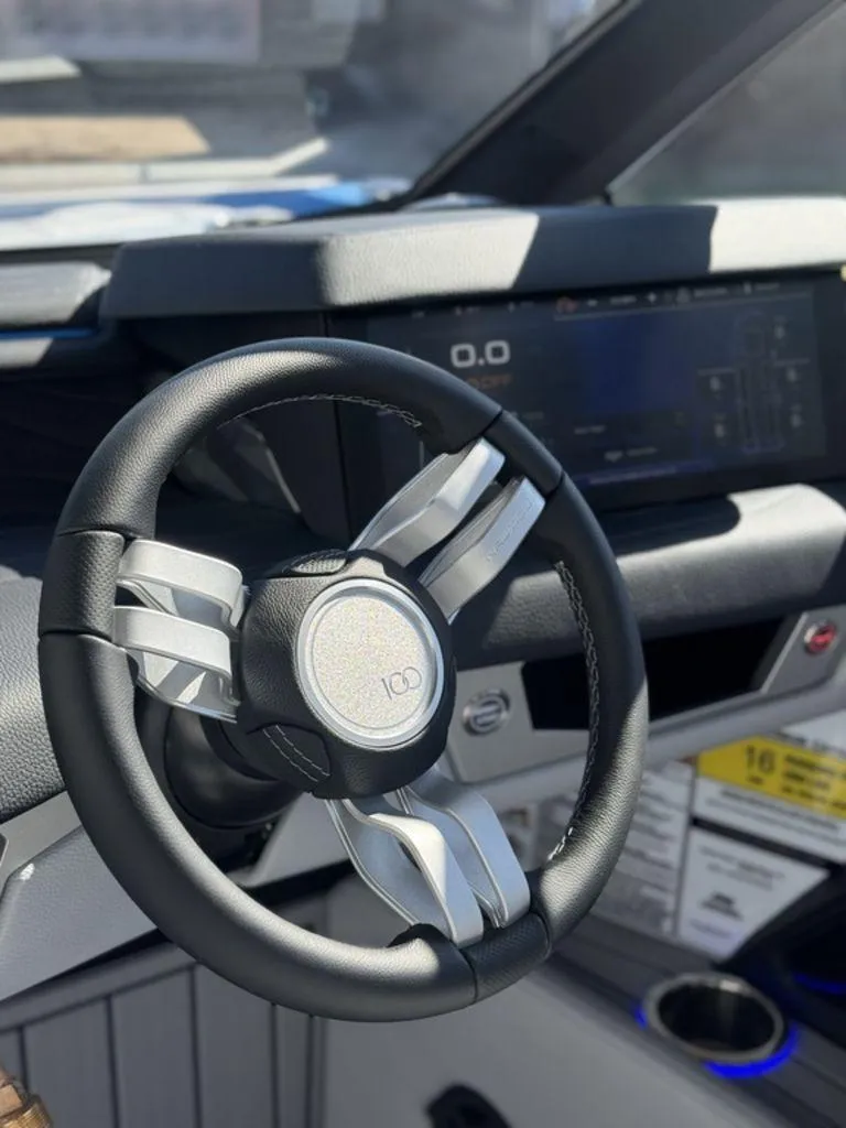 Slide: The Image of Nautique Super Air Nautique G23 2025 - 18