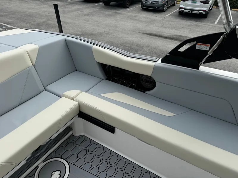 Slide: The Image of MasterCraft NXT23 2025 - 15